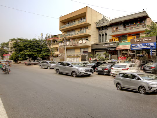 the lime stays gk metro n b saket select city