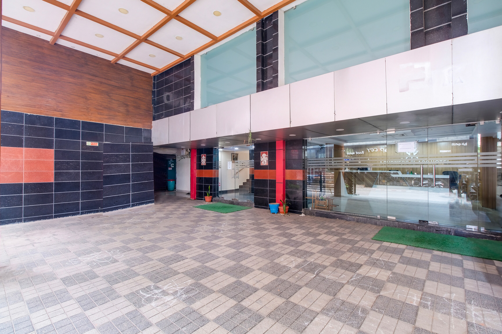 Super Townhouse Gajuwaka Near Cmr Mall,MVP Colony,3 star