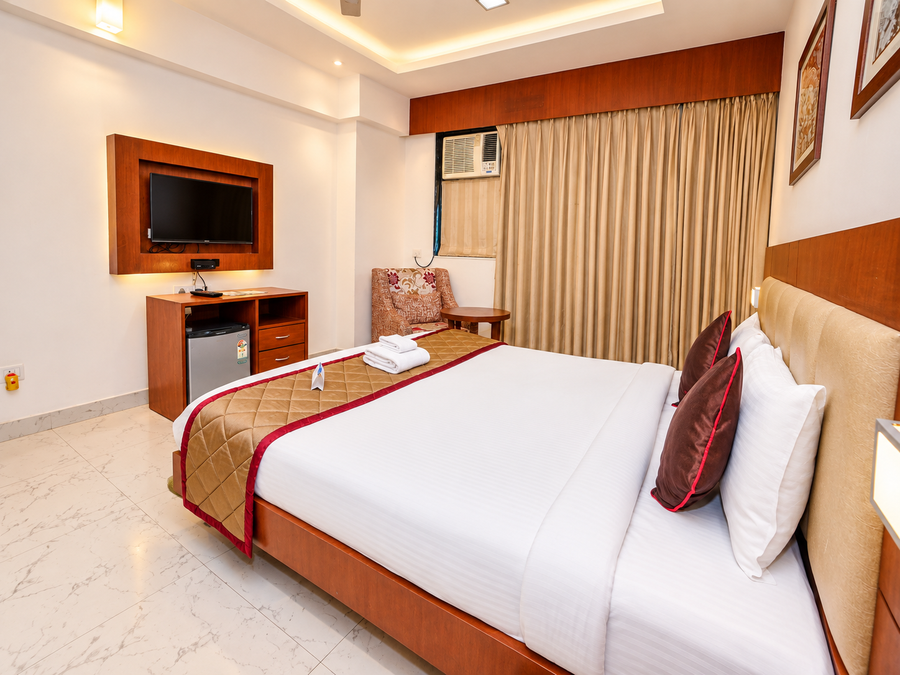 the altruist navi mumbai hotel