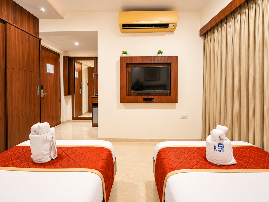 the altruist andheri hotel