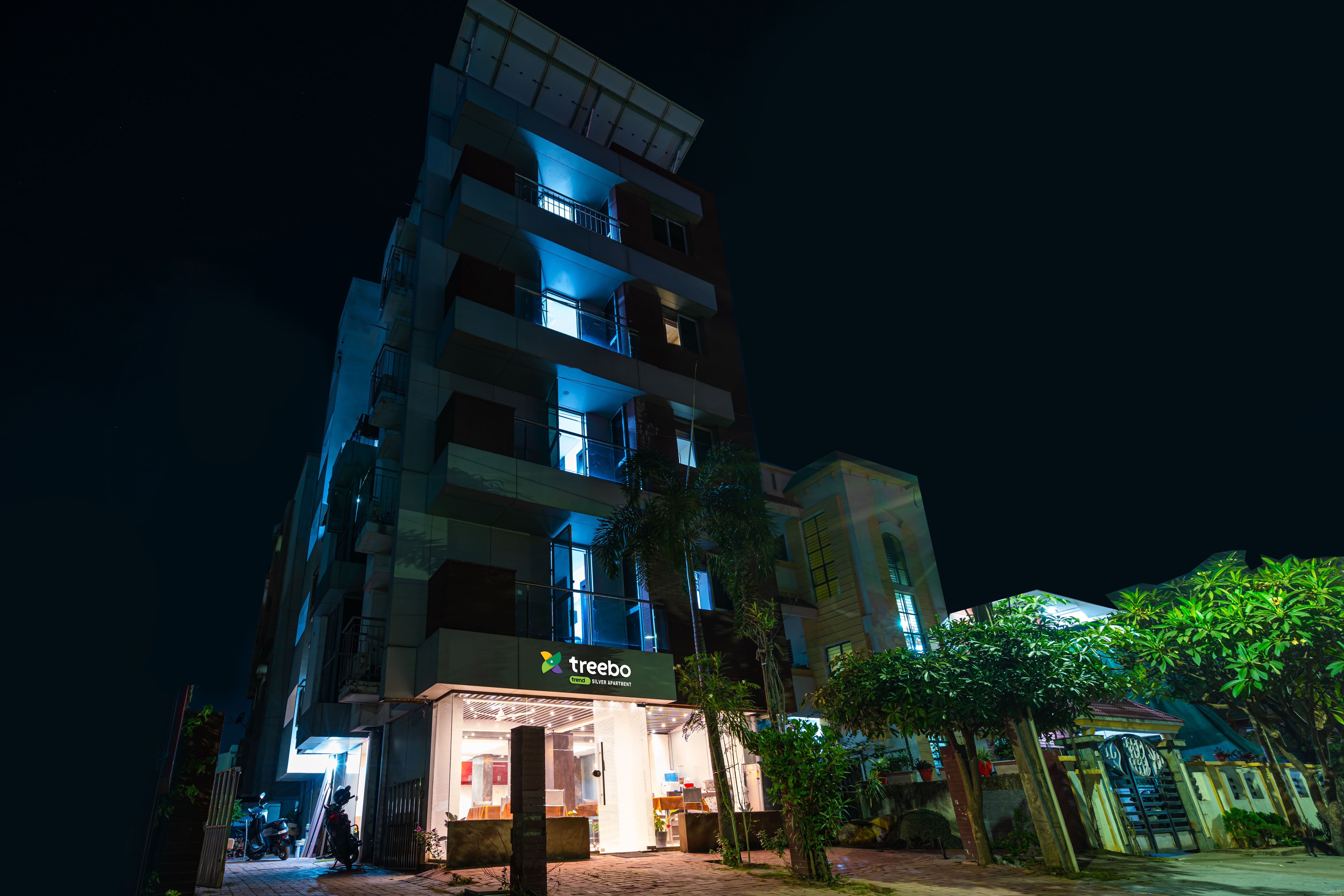 Treebo Silver Apartment,,3 star