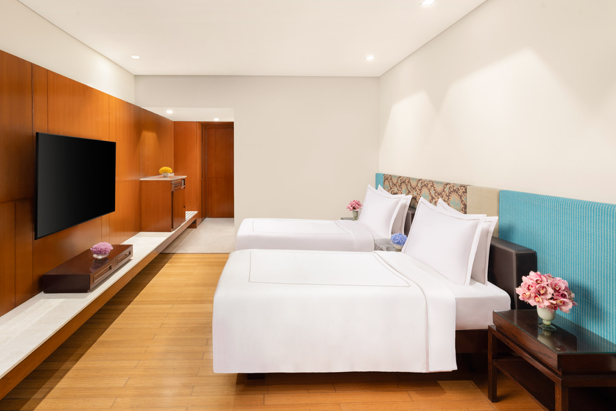 taj surajkund resort and spa delhi ncr