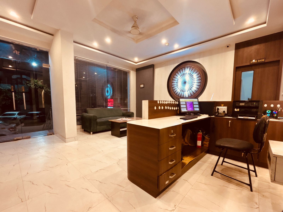 majestic heights hotel