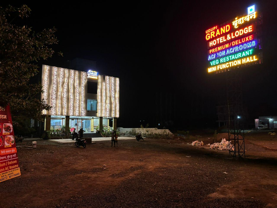 hotel grand vrundavan