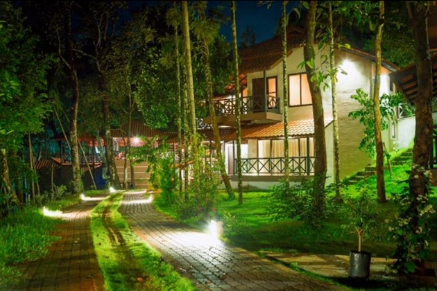 The Serenity Resort,Padinjarathara,4 star