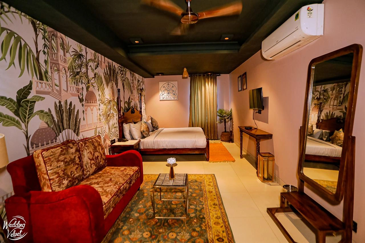 The Rajmani,Jawahar Lal Nehru Marg,3 star