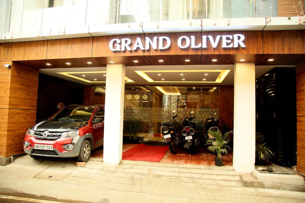 grand oliver