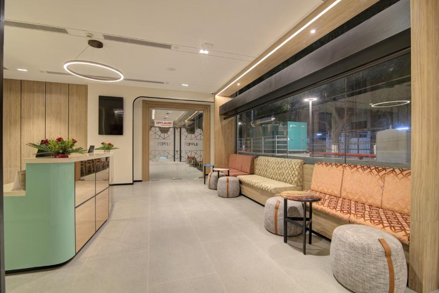 7 apple hotel pratap nagar