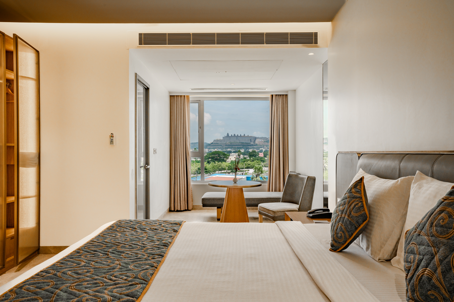 hotel sannidhi emerald