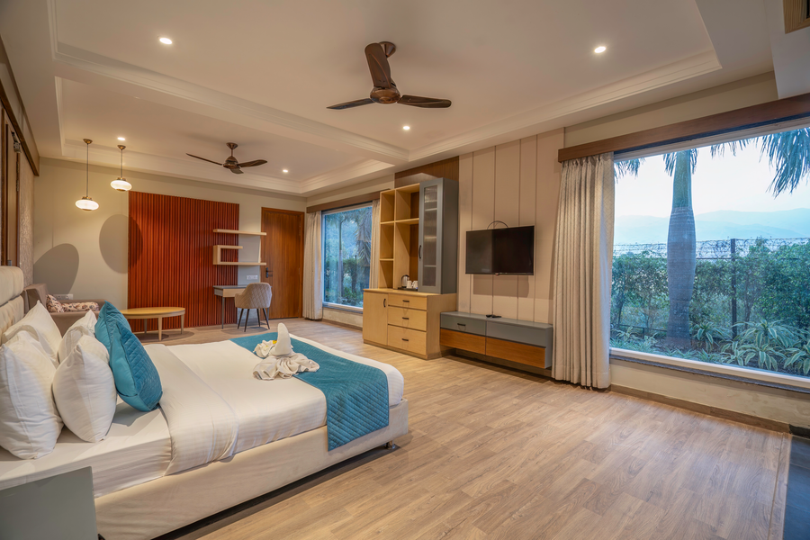 excel hotels and resorts corbett