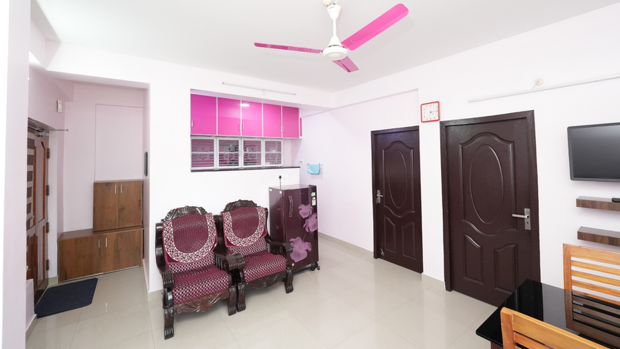 Mayooram-2 Bhk Furnished Apartment - 200M To Guruvayur Temple,North Nada,3 star
