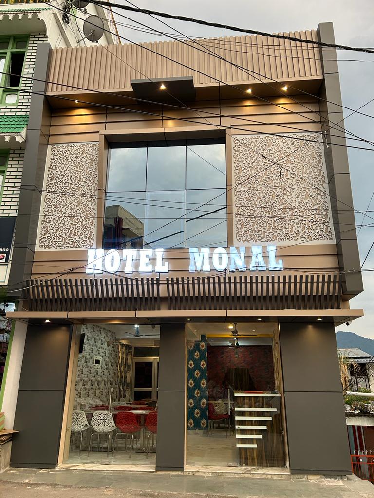 Hotel Monal