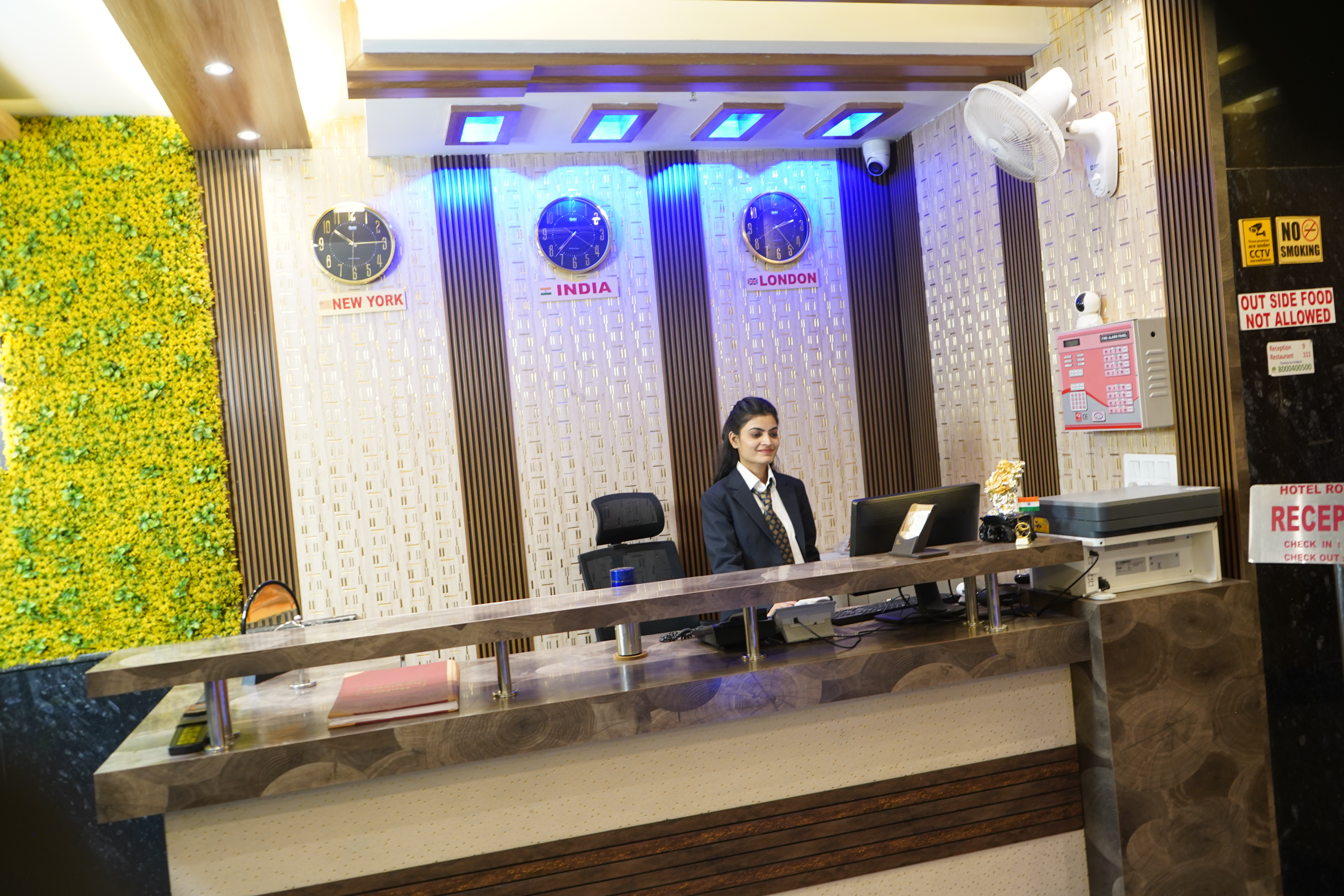 the royal inn igi mahipalpur