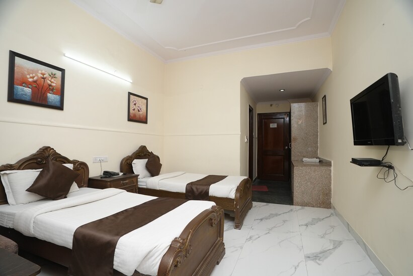 hotel silver arc