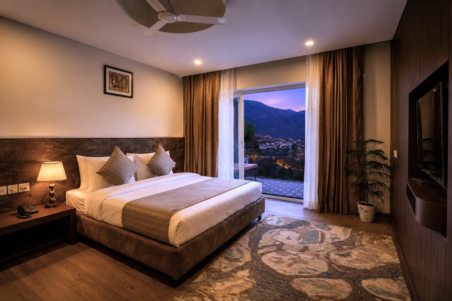 the voyage resort manali