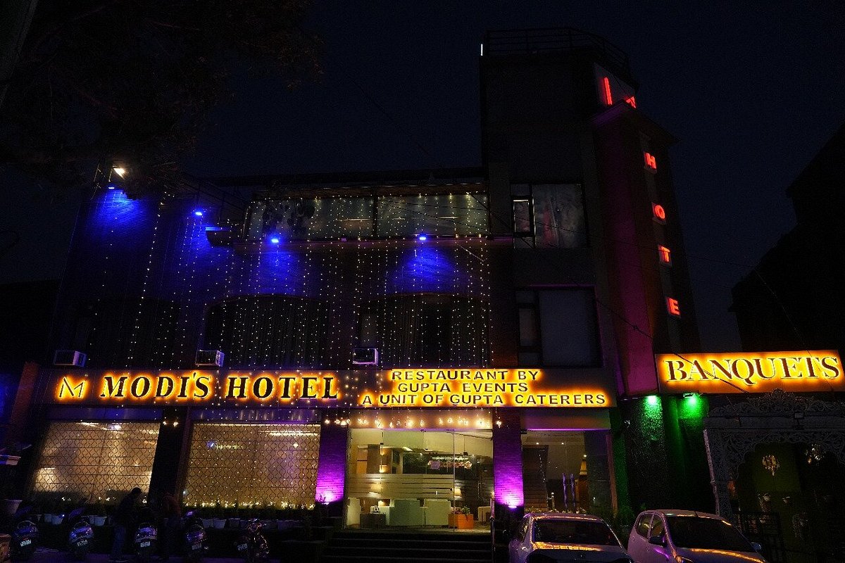 Hotel Modi's And Resorts