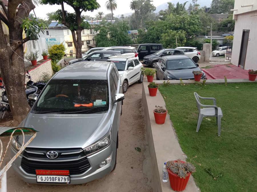 hotel mansarovar