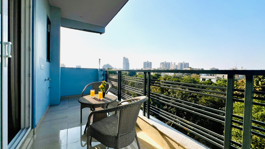 zen suites golf course road