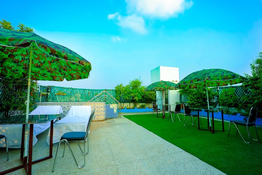 Hotel Virasat Retreat,Kankarbagh,4 star