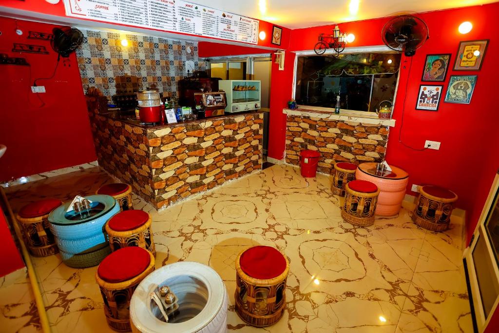 Hotel Virasat Retreat,Kankarbagh,4 star