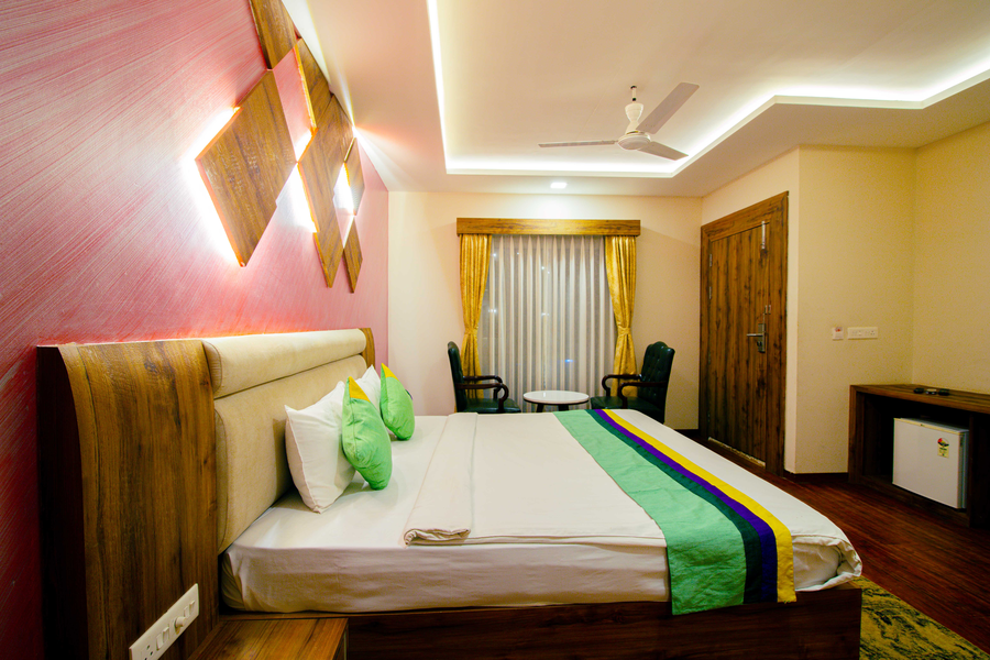 treebo greenland resort patia