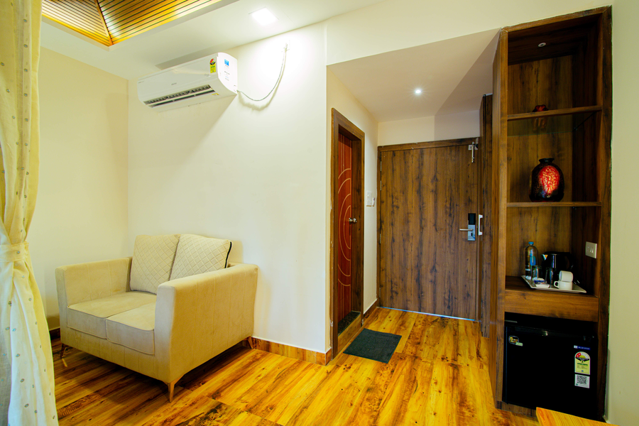 treebo greenland resort patia