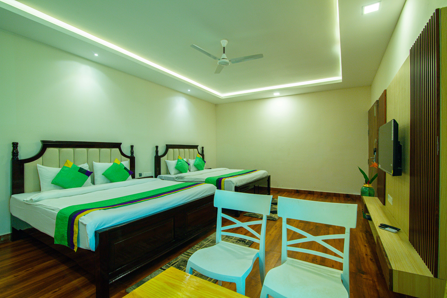 treebo greenland resort patia