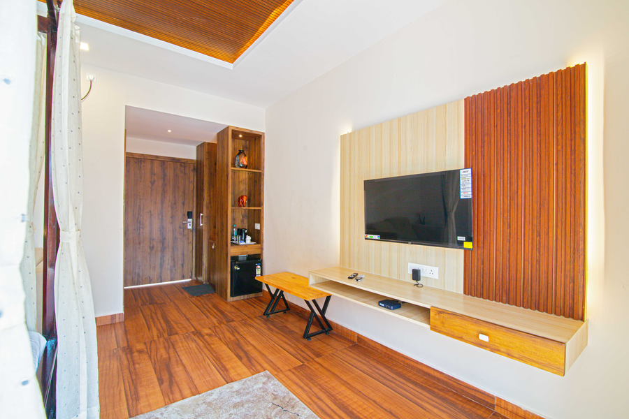 treebo greenland resort patia