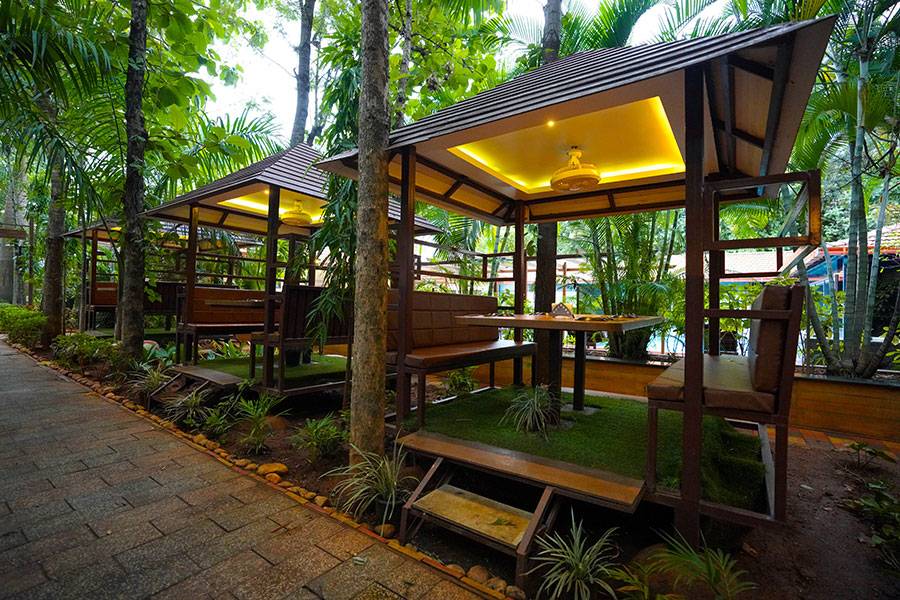 Jal Mahal Resort And Spa,Varuna,4 star