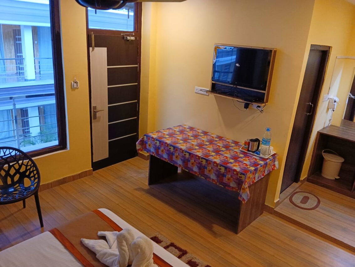 Royal Villa Beach Resort,Govind Nagar,2 star
