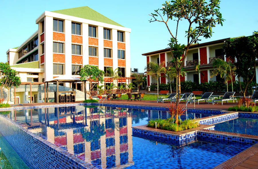 Greenleaf The Resort And Spa,Ganpatipule,4 star