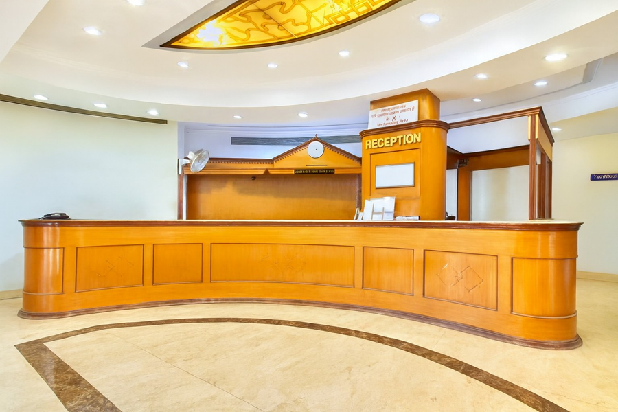 Hotel Sarita,Near Delhi Gate, Surat,3 star