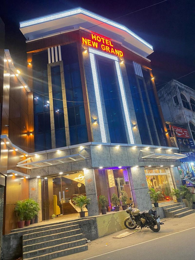 Hotel New Grand,Williams Town,3 star