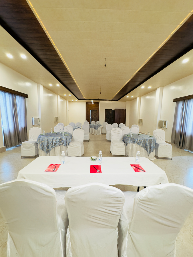 Shamuka Hotels,Golden Beach Puri,3 star