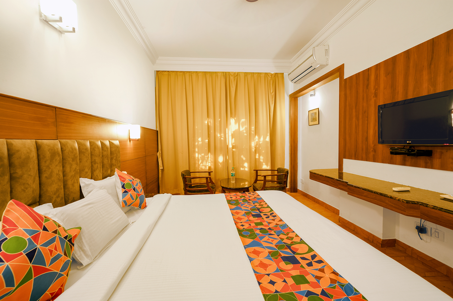 fabhotel royale basant residency