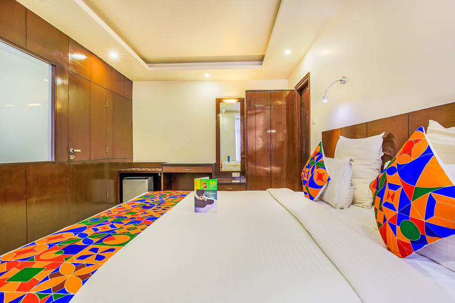 Fabhotel Tipsyy Inn Suites,ADARSH NAGAR,3 star