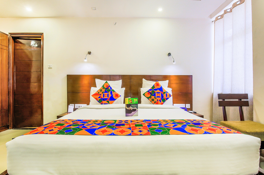 fabhotel tipsyy inn suites