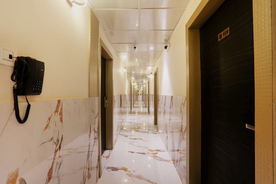fabhotel prime land
