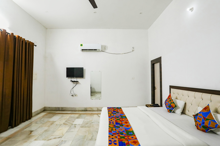 hotel prashansa palace