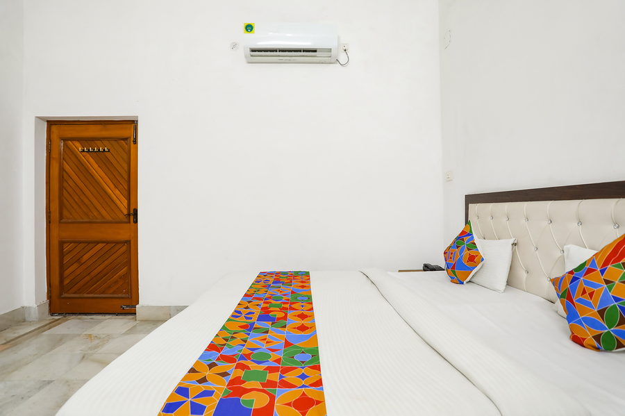 hotel prashansa palace