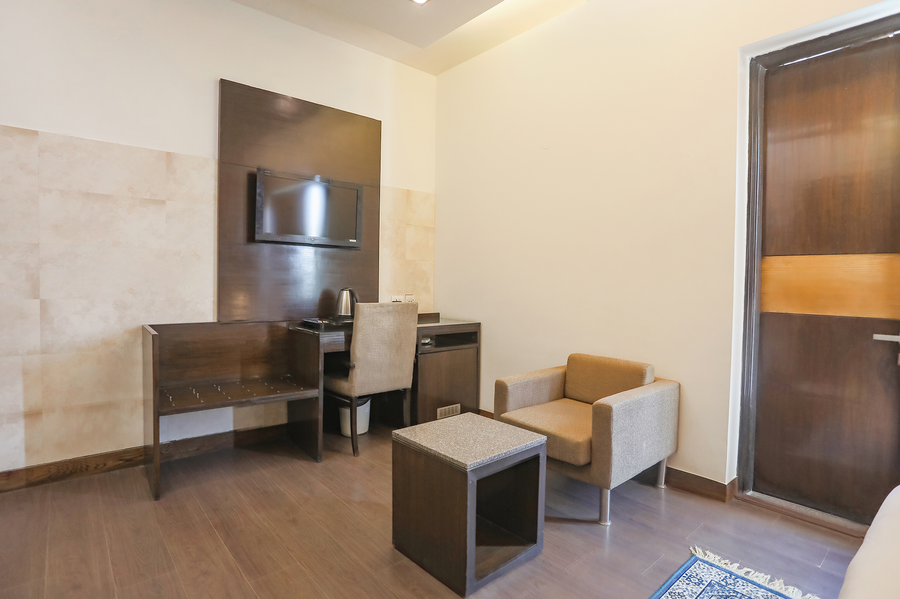 fabhotel rivlet residency