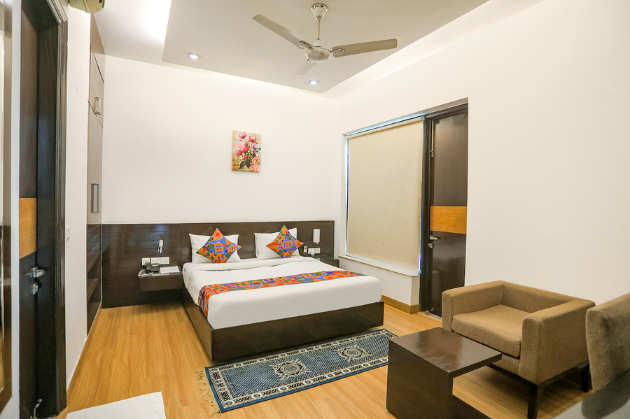 fabhotel rivlet residency