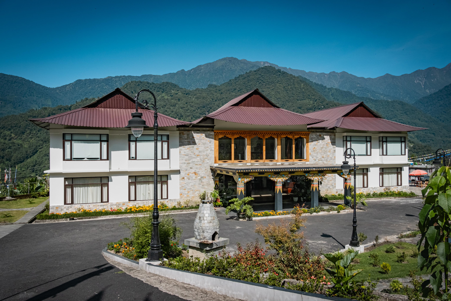 namdul retreat