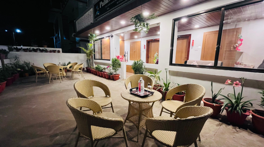 Gulmarg Residency,Near Sunset Point,3 star