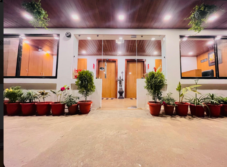 Gulmarg Residency,Near Sunset Point,3 star