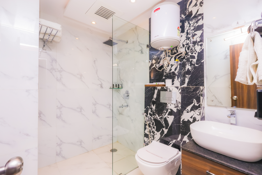hotel hyphen noida