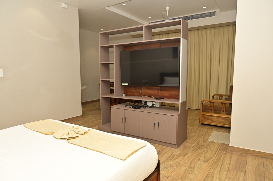 finns weaver resort kaziranga