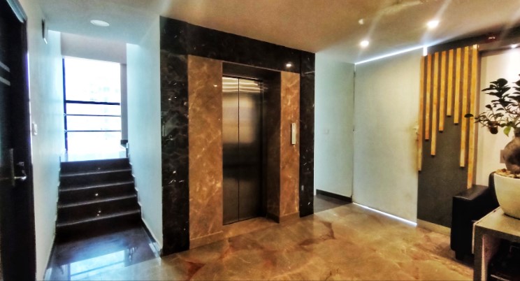 Athasri Hotel Marathahalli,Kundalahalli>>Bengaluru,2 star