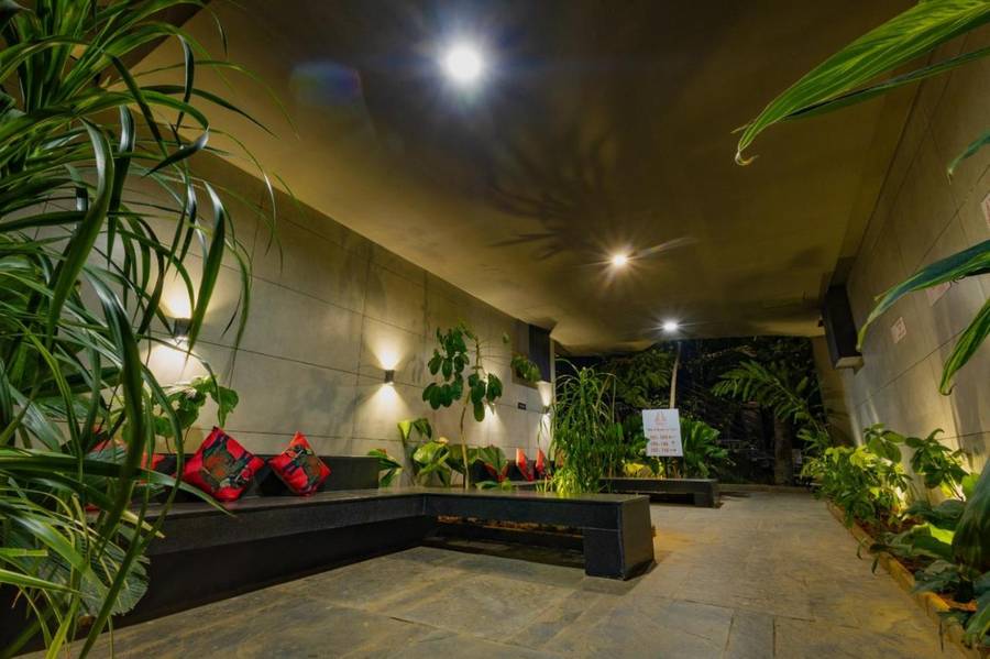 the vanya luxury boutique resort