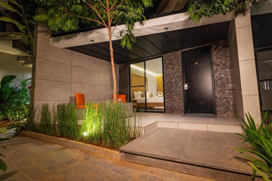 the vanya luxury boutique resort